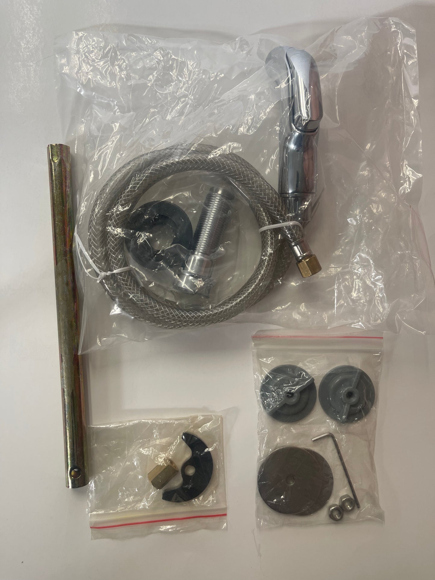 85021 Single Handle Kitchen Faucet with Side Spray Chrome [OPEN BOX UNUSED]